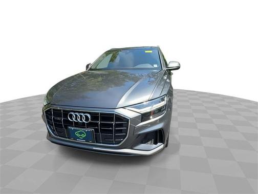 2021 Audi Q8 55 Premium Plus
