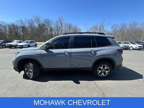Sonic Gray Pearl 2022 Honda Passport AWD TrailSport