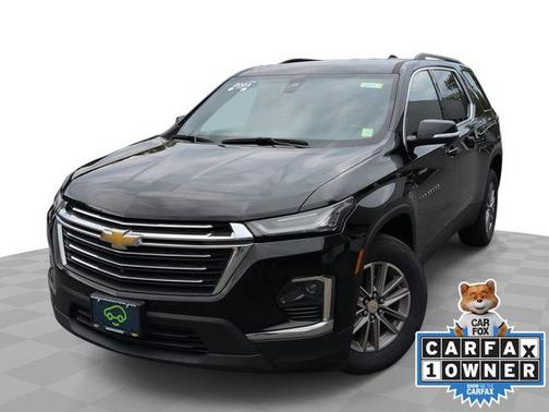 Mosaic Black Metallic 2023 Chevrolet Traverse LT Cloth