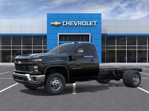 2025 Chevrolet Silverado 3500 WT