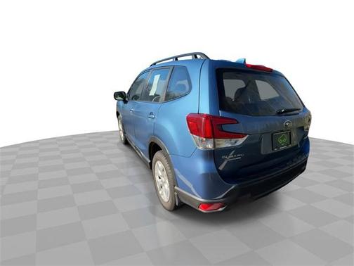 2022 Subaru Forester Base