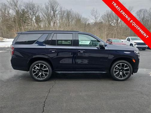 2022 Chevrolet Tahoe 4WD RST