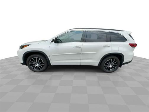 2018 Toyota Highlander SE