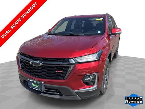 Radiant Red Tintcoat 2023 Chevrolet Traverse RS