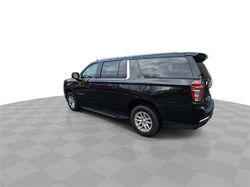 2021 Chevrolet Suburban LT