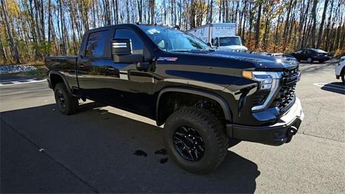 2025 Chevrolet Silverado 2500 4WD Crew Cab Standard Bed ZR2