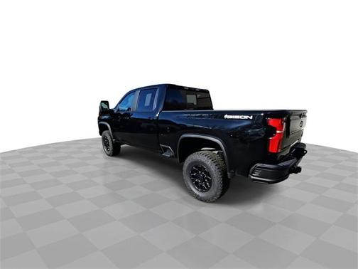 2025 Chevrolet Silverado 2500 4WD Crew Cab Standard Bed ZR2