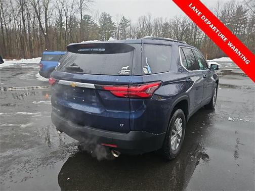 2022 Chevrolet Traverse LT Leather