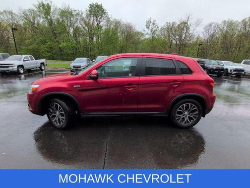 Rally Red Metallic 2019 Mitsubishi Outlander Sport 2.0 ES