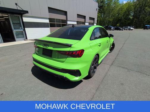 Kyalami Green 2022 Audi RS 3 TFSI quattro S tronic