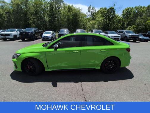 Kyalami Green 2022 Audi RS 3 TFSI quattro S tronic