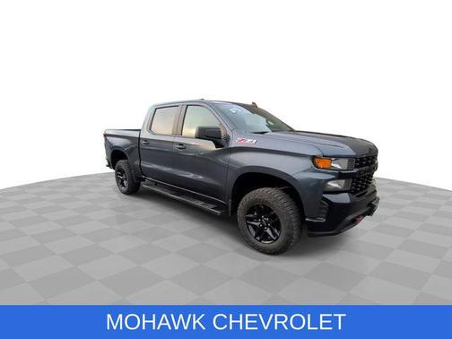 Shadow Gray Metallic 2020 Chevrolet Silverado 1500 Custom Trail Boss