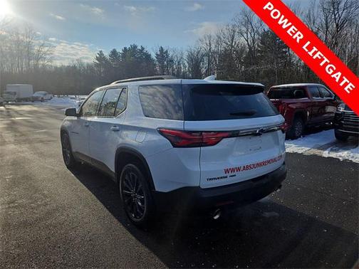 2023 Chevrolet Traverse RS