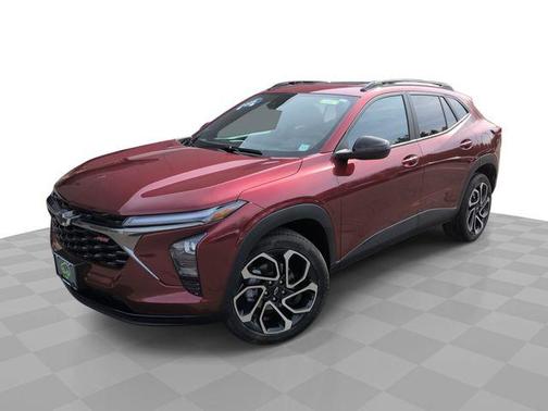 Crimson Metallic 2025 Chevrolet Trax FWD 2RS
