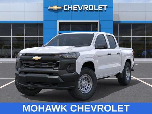 Summit White 2026 Chevrolet Colorado WT