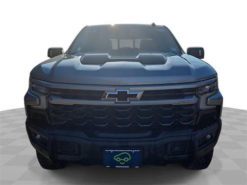 Sterling Gray Metallic 2024 Chevrolet Silverado 1500 ZR2 Truck