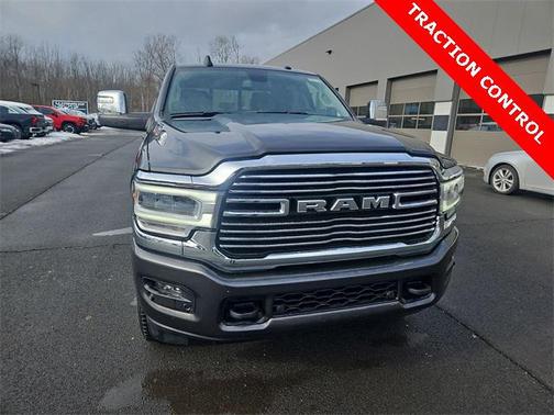 2024 RAM 2500 Laramie Crew Cab 4x4 6'4' Box