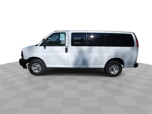 2018 Chevrolet Express 3500 LS