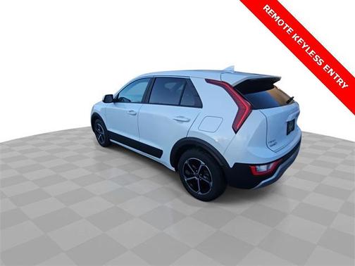 2024 Kia Niro LX