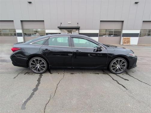 2021 Toyota Avalon Touring