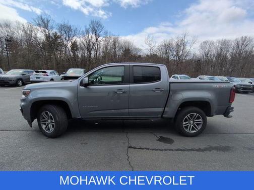 Satin Steel Metallic 2022 Chevrolet Colorado LT