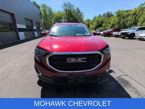 Red Quartz Tintcoat 2021 GMC Terrain SLE