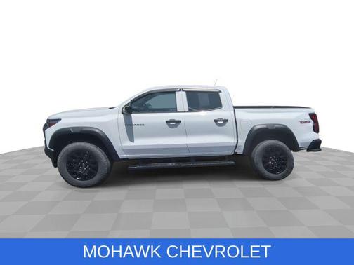 Summit White 2023 Chevrolet Colorado Trail Boss