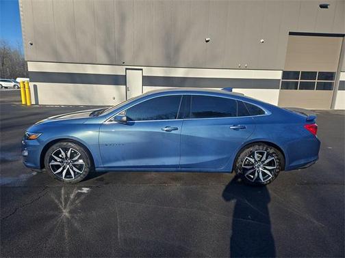 2025 Chevrolet Malibu FWD RS