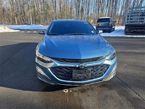 2025 Chevrolet Malibu FWD RS