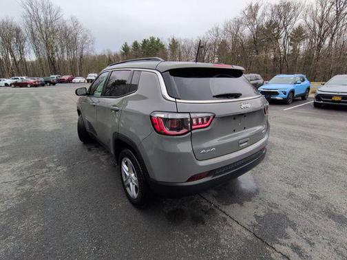 Sting-Gray Clearcoat 2023 Jeep Compass Latitude