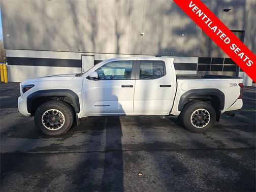 2024 Toyota Tacoma TRD Off Road