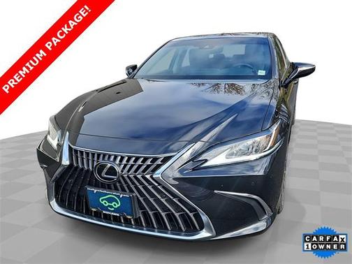 2024 Lexus ES 250 Base