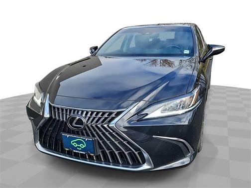 2024 Lexus ES 250 Base