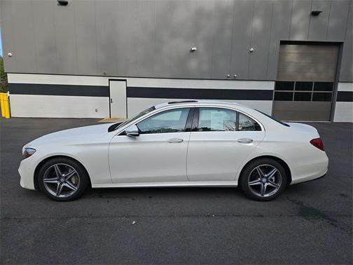 2017 Mercedes-Benz E-Class 4MATIC