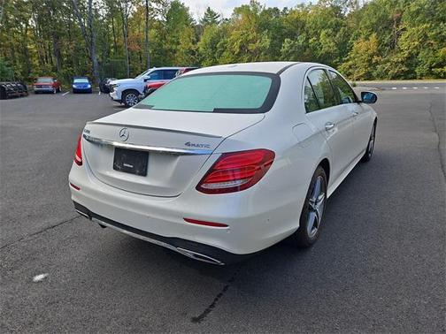 2017 Mercedes-Benz E-Class 4MATIC