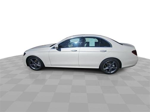 2017 Mercedes-Benz E-Class 4MATIC