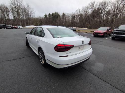 2018 Volkswagen Passat 2.0T S