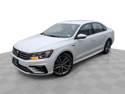 2018 Volkswagen Passat 2.0T S