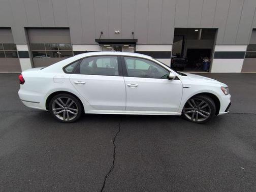 2018 Volkswagen Passat 2.0T S