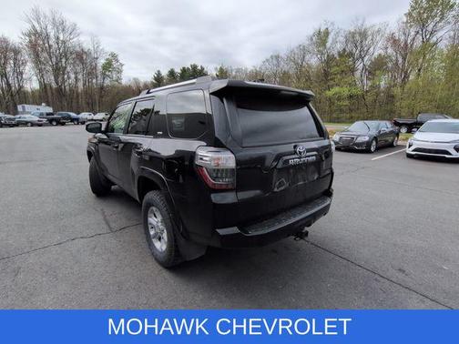 Midnight Black Metallic 2022 Toyota 4Runner SR5