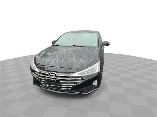 2019 Hyundai ELANTRA Limited