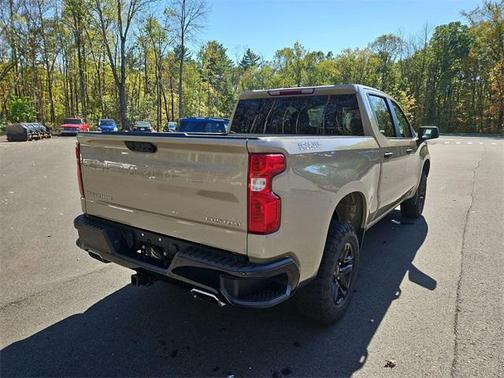 2022 Chevrolet Silverado 1500 Custom Trail Boss