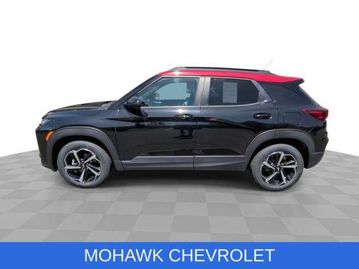 Mosaic Black Metallic 2021 Chevrolet Trailblazer RS