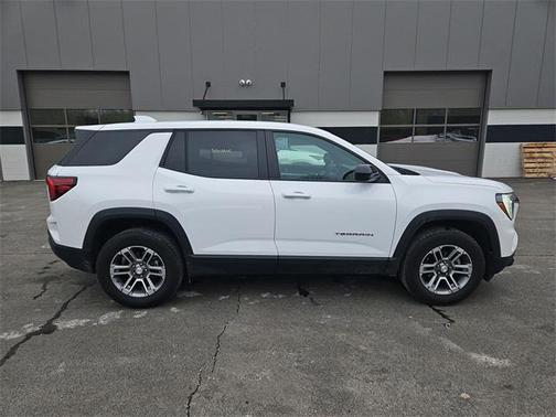 2025 GMC Terrain AWD Elevation