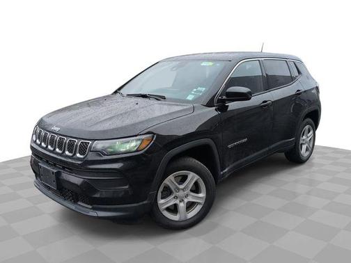 Diamond Black Crystal Pearlcoat 2023 Jeep Compass Sport
