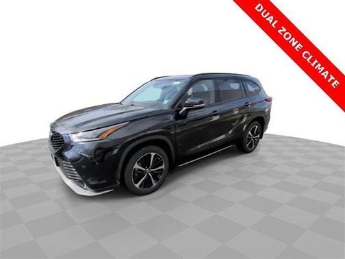 2022 Toyota Highlander XSE