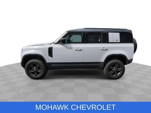 Fuji White 2021 Land Rover Defender 110 Standard