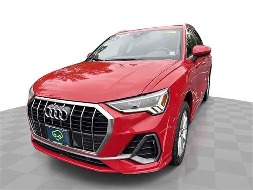 2024 Audi Q3 Premium 45 TFSI S line quattro Tiptronic