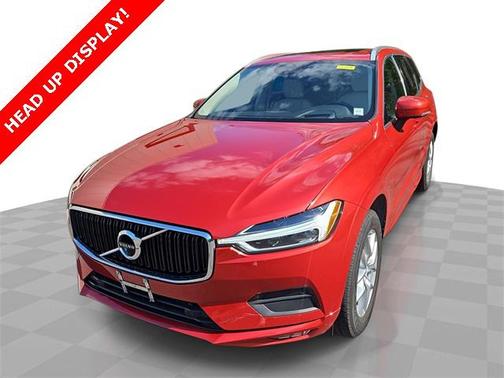 2021 Volvo XC60 T5 Momentum