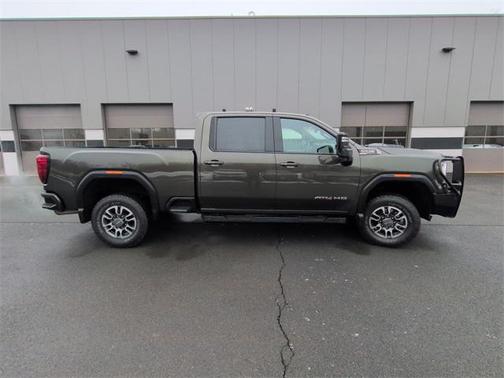 2022 GMC Sierra 2500 AT4